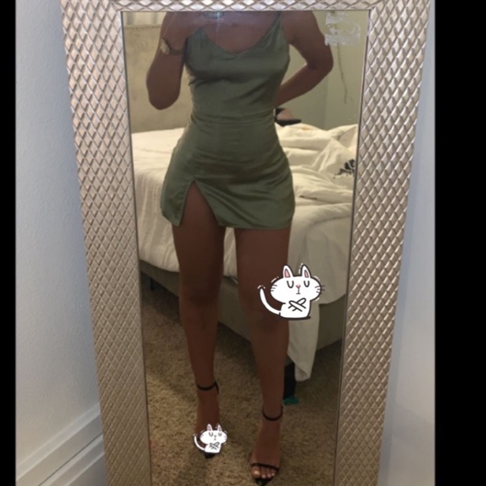 Motel olive silk dress, size M I’m 5’6